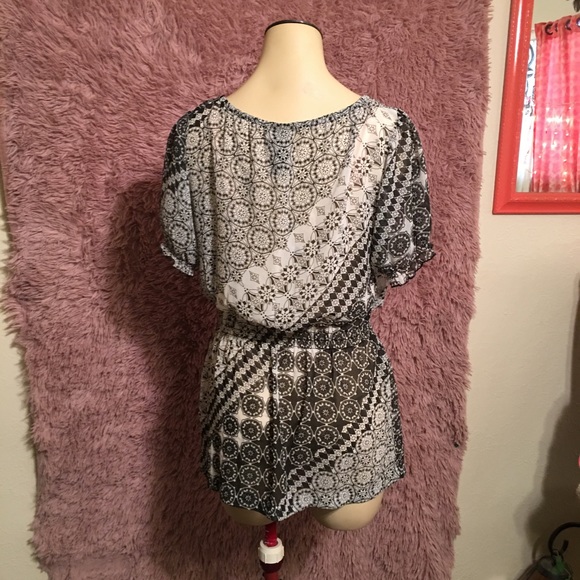 Guess dress shirt - Picture 2 of 3